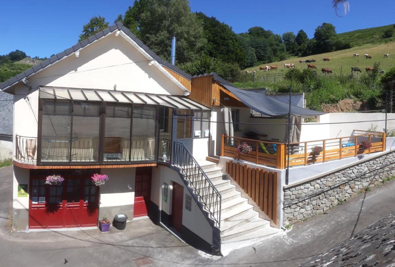 Les Planchettes Villa Orcival Bagian luar foto