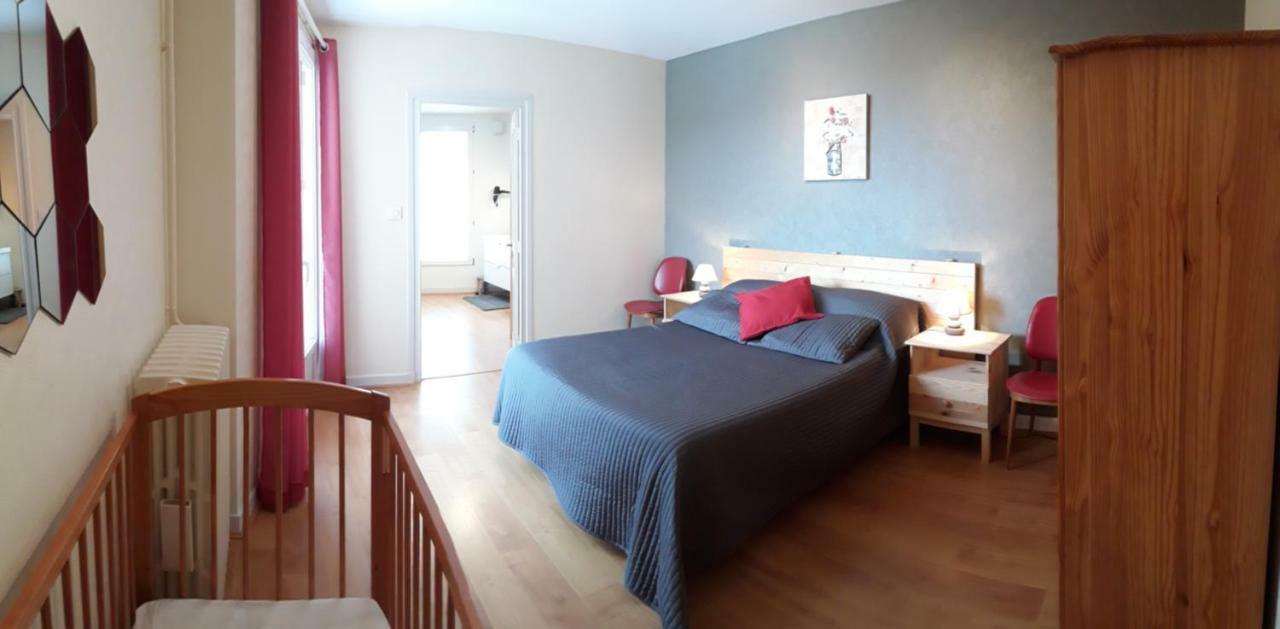 Les Planchettes Villa Orcival Bagian luar foto
